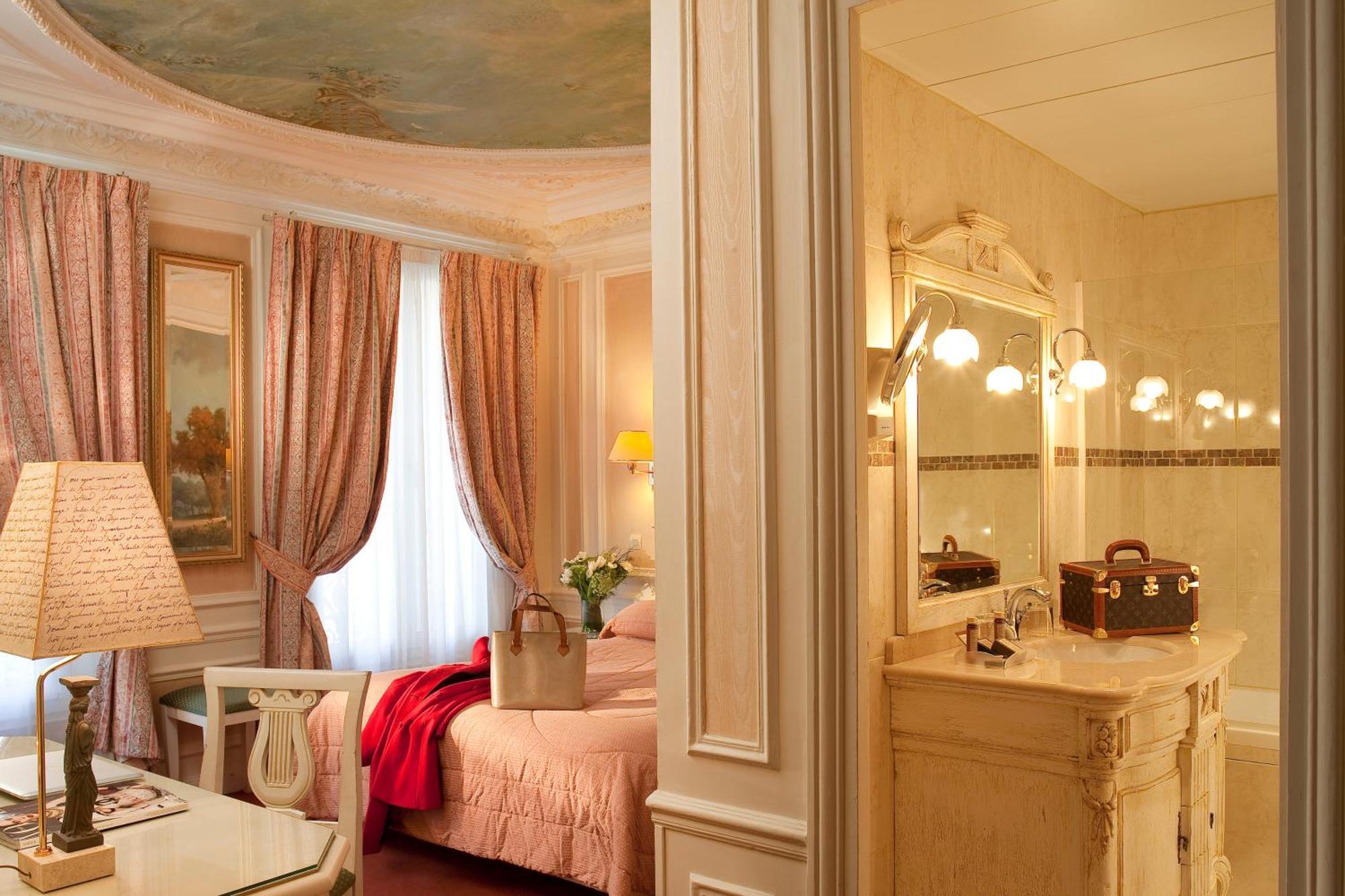 Hotel & Saint-jacques