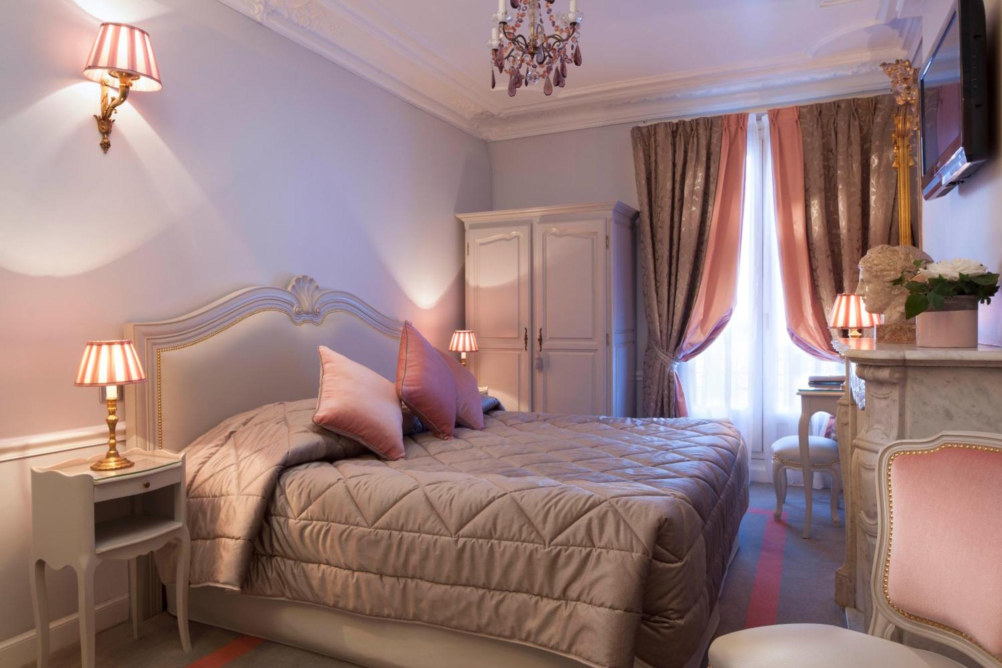 Hotel & Saint-jacques Paris